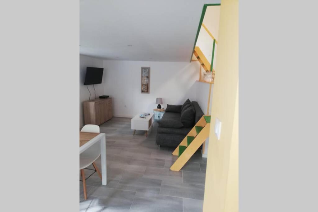 Copacabana La Fere Екстериор снимка